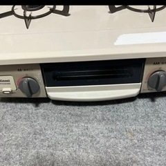 リンナイ　ガスコンロ [約56cmプロパンガス　右強火　RTE564BEの画像