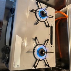 リンナイ　ガスコンロ [約56cmプロパンガス　右強火　RTE564BEの画像