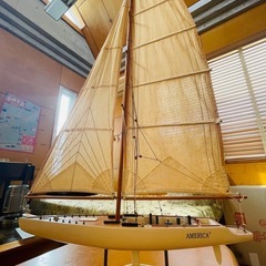 インテリア　ヨットの模型の画像