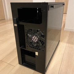 G-Tune ゲーミングPCケースの画像