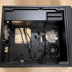 G-Tune ゲーミングPCケースの画像