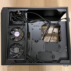 G-Tune ゲーミングPCケースの画像