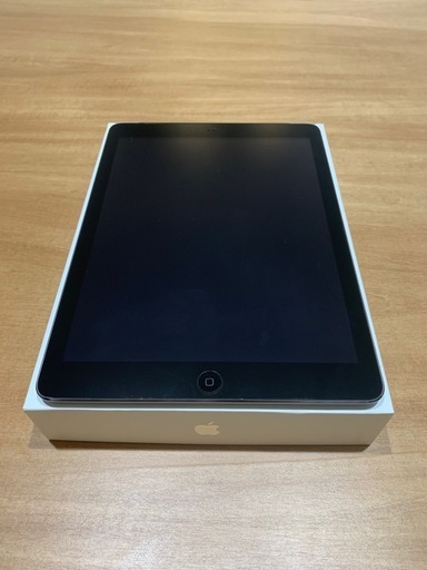 Apple iPad Air 本体 箱付き