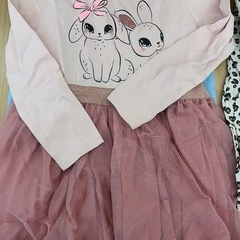 新品未使用 女の子 服の画像