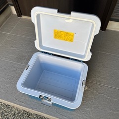 クーラボックスの画像