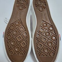 12/13までハイカットスニーカーの画像