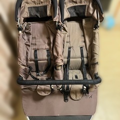 2人乗りベビーカーの画像