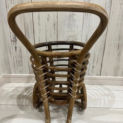 ラタンカートプランターラックの画像
