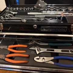 ３段ツールボックスの画像