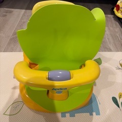 アップリカ　バスチェア　マット付きの画像