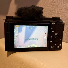 SONY ZV-E10 II ダブルズームキット【傷あり・動作良好】の画像