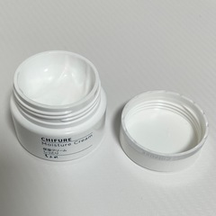 ちふれ保湿クリームしっとりタイプの画像