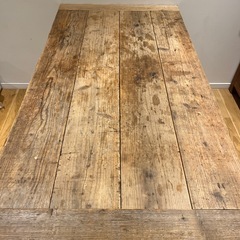 ウッドダイニングテーブルの画像