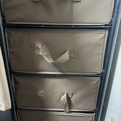 伸縮式ハンガーラックの画像