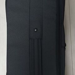 スーツケース　黒の画像