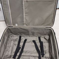 スーツケース　黒の画像