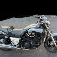 ヤマハ　YAMAHA セル始動　実働　v-max 1200 ブイマックス　2WE アメリカ　143馬力　ブイブースト　怒涛の加速　大型　バイクの画像