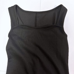 バックスリット　ワンピースの画像