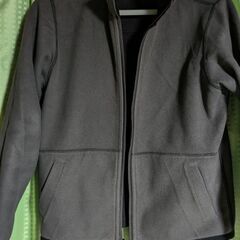 ユニクロ　リバーシブルフリースの画像