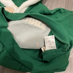 新品タグ付き　100cm パーカー　クリスマスの画像