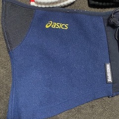 NIKE（ナイキ） 手袋 4点セット + Asics ネックウォーマー2点セット 【値下げ交渉可】 ＊おまけ付きの画像