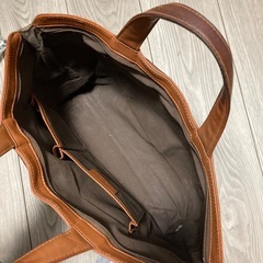 高級本革ブランドバッグの画像