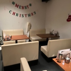 ソファ、テーブルの画像