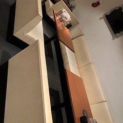 ソファ、テーブルの画像