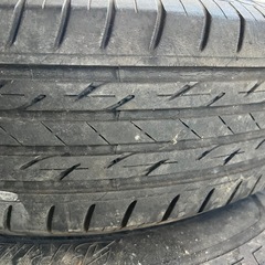 日産純正 14インチ スチールホイール & ホイールキャップ付 タイヤ4本セット (185/70R14)の画像