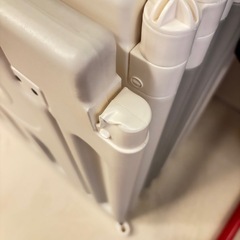 折りたたみベビーサークル 
ベビーアイランドDX の画像