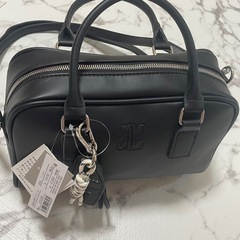 ショルダーバッグの画像