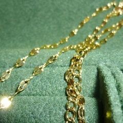 美品ジルコニアダイヤモンドcz18金仕上げ ネックレスペンダントの画像