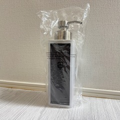 【未使用】山崎実業　シャンプーボトル　マグネット式の画像