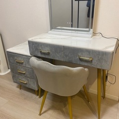 ドレッサーの画像