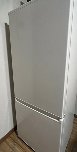 AQUA冷蔵庫 AQR-20N（2022年製）2ドア 201L　※ドアポケット割れ有／⚠︎︎12/6引き取り限定