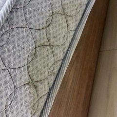 【無料】フランスベッド　セミダブルの画像