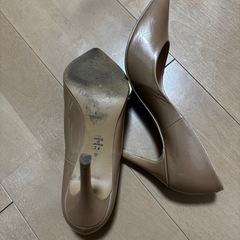 DIANA ベージュ ポインテッドトゥ ハイヒール　24cmの画像