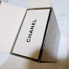 【ご予約】CHANEL シャネル　N°19  シャネル　14ml  Perfume  新品保管品　未開封　パフューム No19。15日までの画像