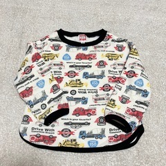 トレーナー　90〜95サイズ　車柄　男の子向けの画像