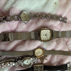 遺品整理　腕時計　電池切れの画像