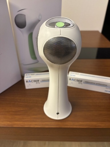 トリア脱毛器レーザー式 (そら) 福住の美容家電《脱毛、除毛》の中古