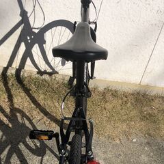 INFECT DESIGN 700Cクロスバイク外装6段変速です。の画像