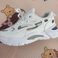 スニーカー　サイズ39 ホワイトの画像