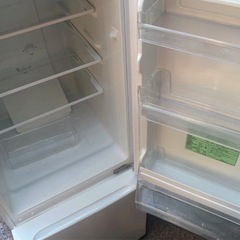 YAMADA ノンフロン冷凍冷蔵庫 YRZ-F15G1の画像