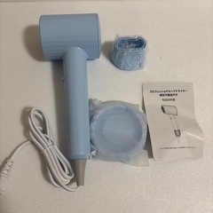 新品！ ヘアドライヤー 1400-1800W 温度切替機能 水色 早い者勝ちの画像