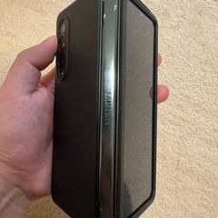 Samsung Galaxy Z Fold3の画像