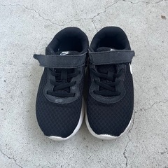 NIKE キッズスニーカー19cm   の画像
