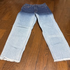 GU♥︎グラデーションデニム、レディースMsizeの画像