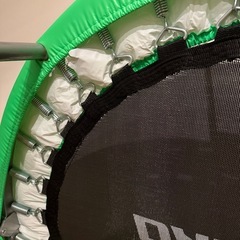 DABADA 耐荷重150kg 折りたたみ可能トランポリン
の画像