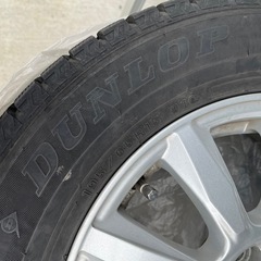 スタッドレスタイヤ　ダンロップ　ホイール付き　195/65R/15の画像